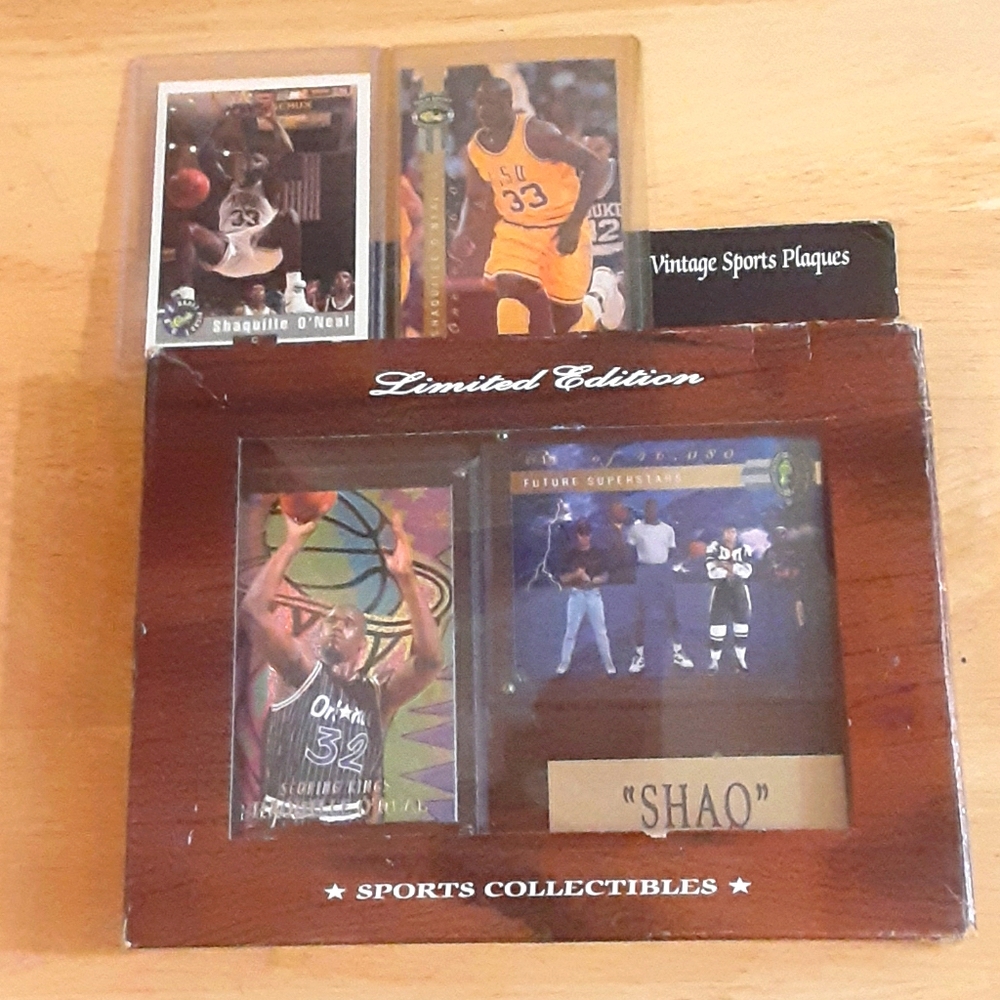 Shaq W/Collectibles Limited Plaque.